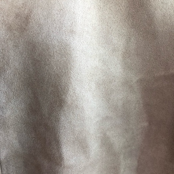 Aritzia Babaton Suede Top - Picture 4 of 6